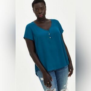 Georgette Hi-Low Button Detail Blouse